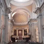 Corte Cavour. Mansarda Nel Cuore Della Citta Apartment *