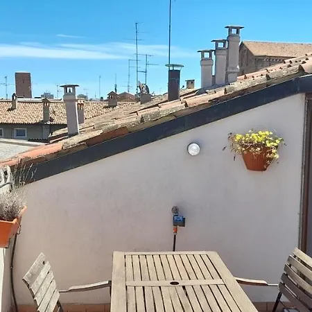 Daire Corte Cavour. Mansarda Nel Cuore Della Citta Ravenna