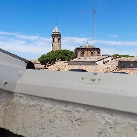 Daire Corte Cavour. Mansarda Nel Cuore Della Citta