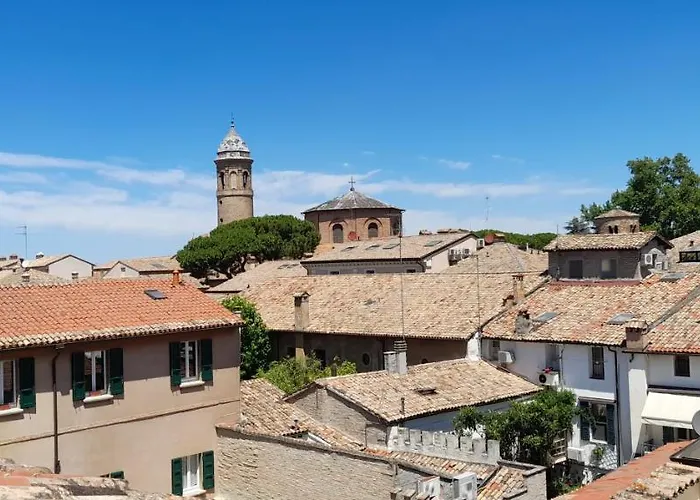Corte Cavour. Mansarda Nel Cuore Della Citta *