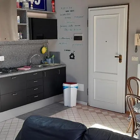 Corte Cavour. Mansarda Nel Cuore Della Citta Apartment