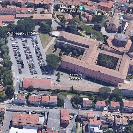 Apartment Corte Cavour. Mansarda Nel Cuore Della Citta