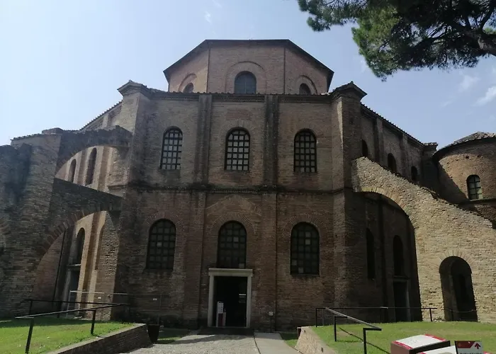 Corte Cavour. Mansarda Nel Cuore Della Citta Apartment Ravenna